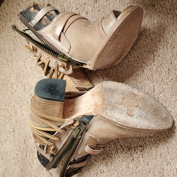 Freebird Carter - Picture 4 of 4